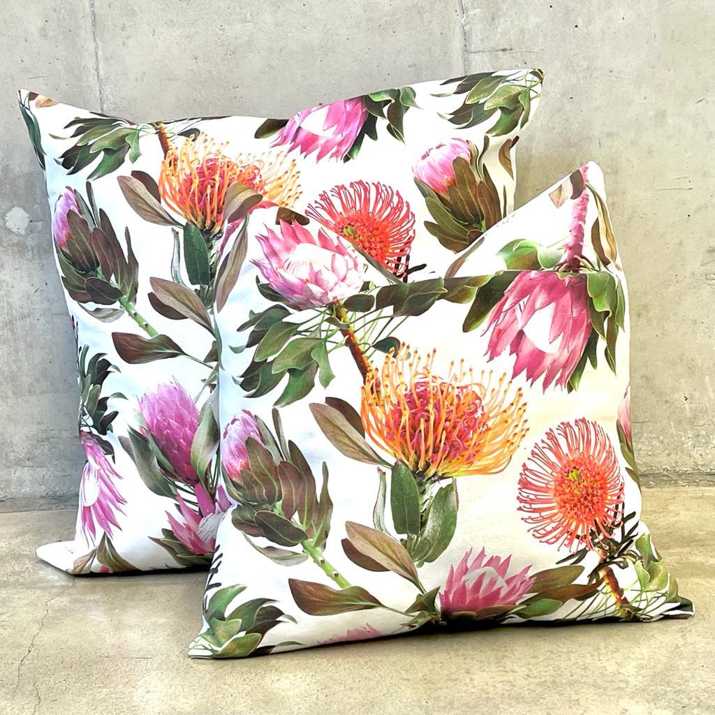 Pillows Protea print - Electric Butterfly Flowers